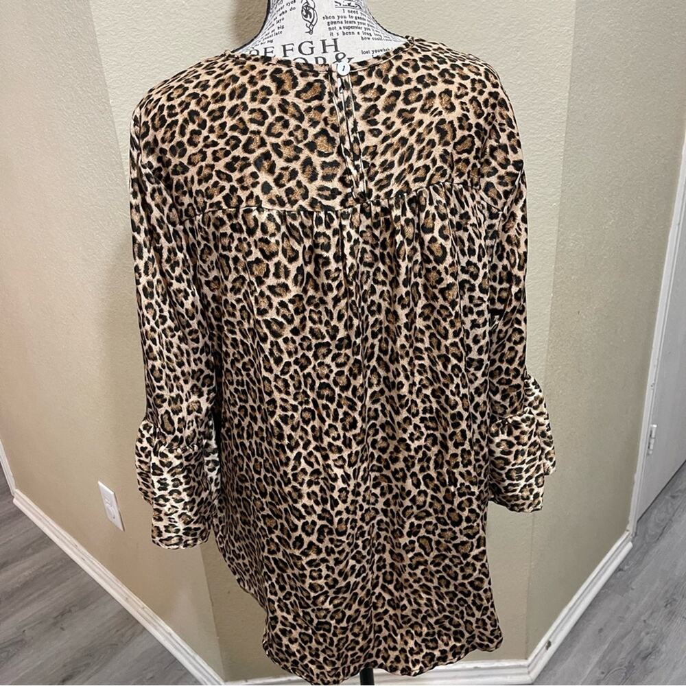 Ces‎ femme animal print top size medium